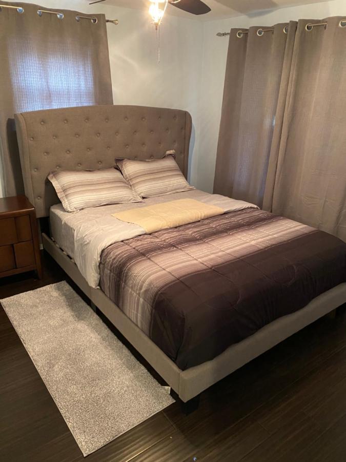 Windsor Airport Room Accommodation Buitenkant foto