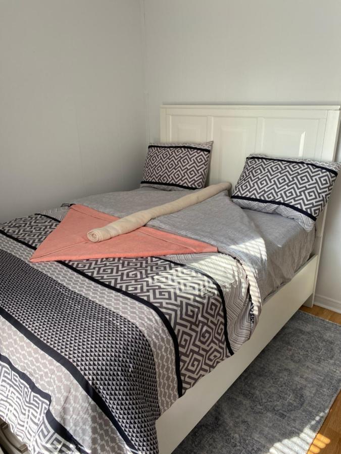 Windsor Airport Room Accommodation Buitenkant foto